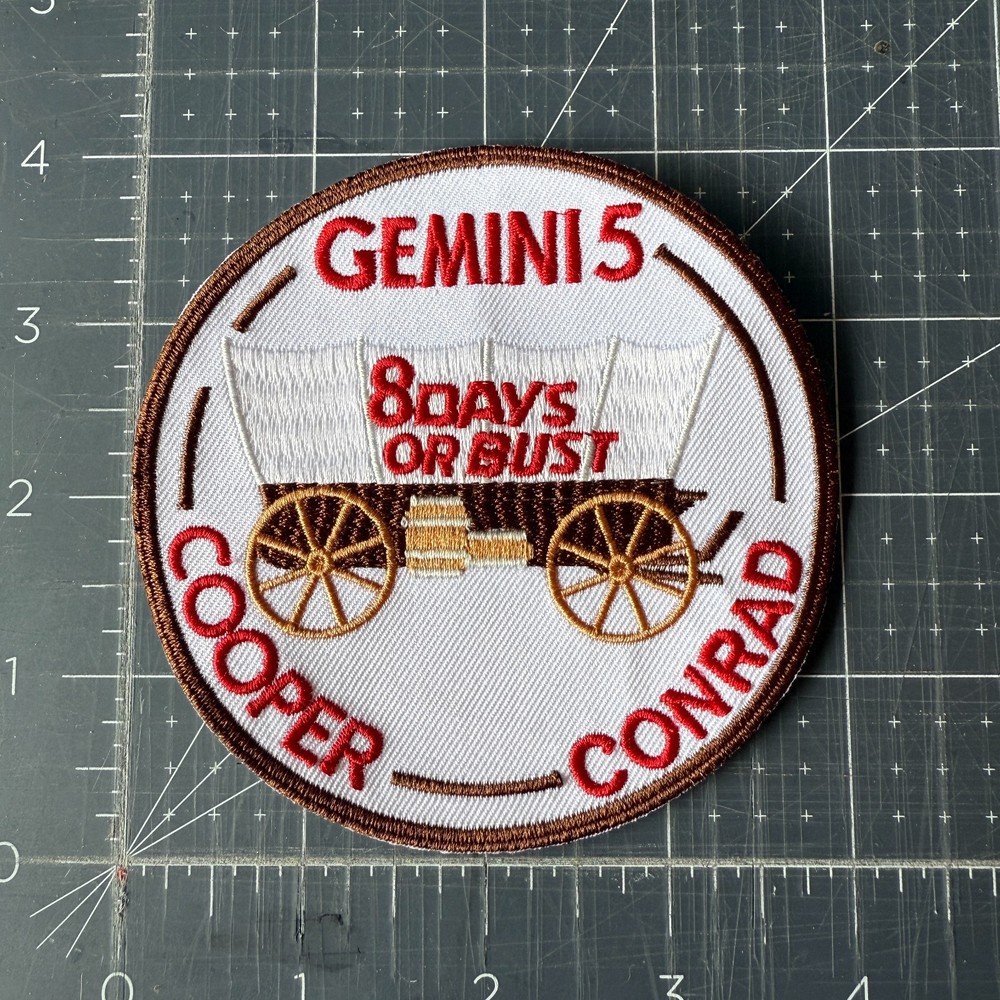 Gemini 5 Crew Souvenir Replica 4"