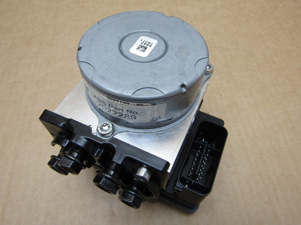 Triumph Tiger 1200 Rally Explorer 2022 ABS pump control module (12382)
