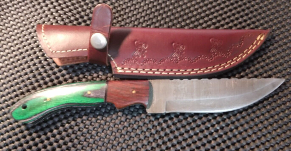 HAND MADE HUNTING KNIFE DAMASCUS