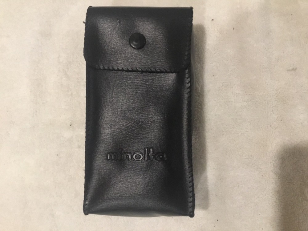 Minolta Auto 28 Flash w/case ( Tested )
