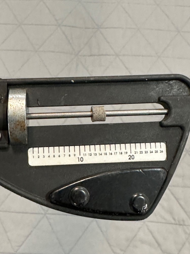 THE DETERMINATOR Flex Fitting Solution Swing Trainer 44.5” RH or LH