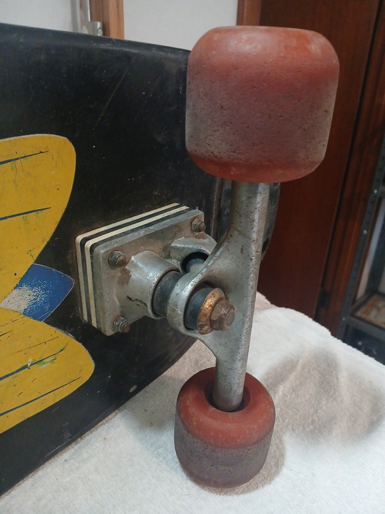 Vintage 1980's Skateboard. 30” Deck