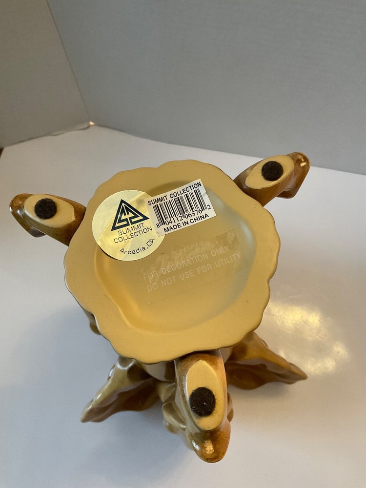 2005 Summit Collection Elephants Ceramic Vase