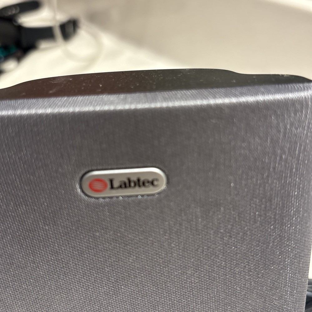Labtec 3-PieceFlat Panel Multimedia Speaker System TESTED - Works GREAT!