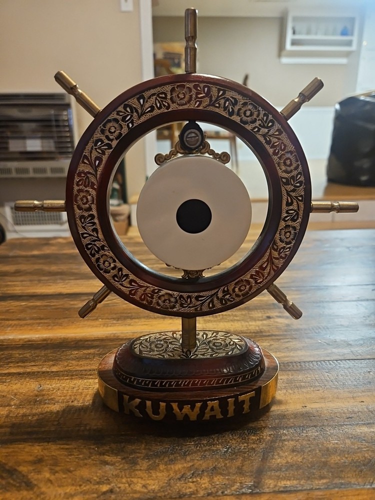 Kuwait Souvenir Clock Tested Works