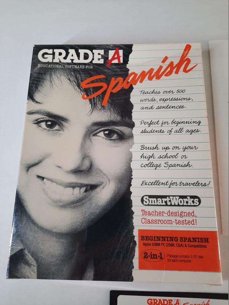 Grade A Spanish IBM and Apple In Box SmartWorks 1989 PC Software