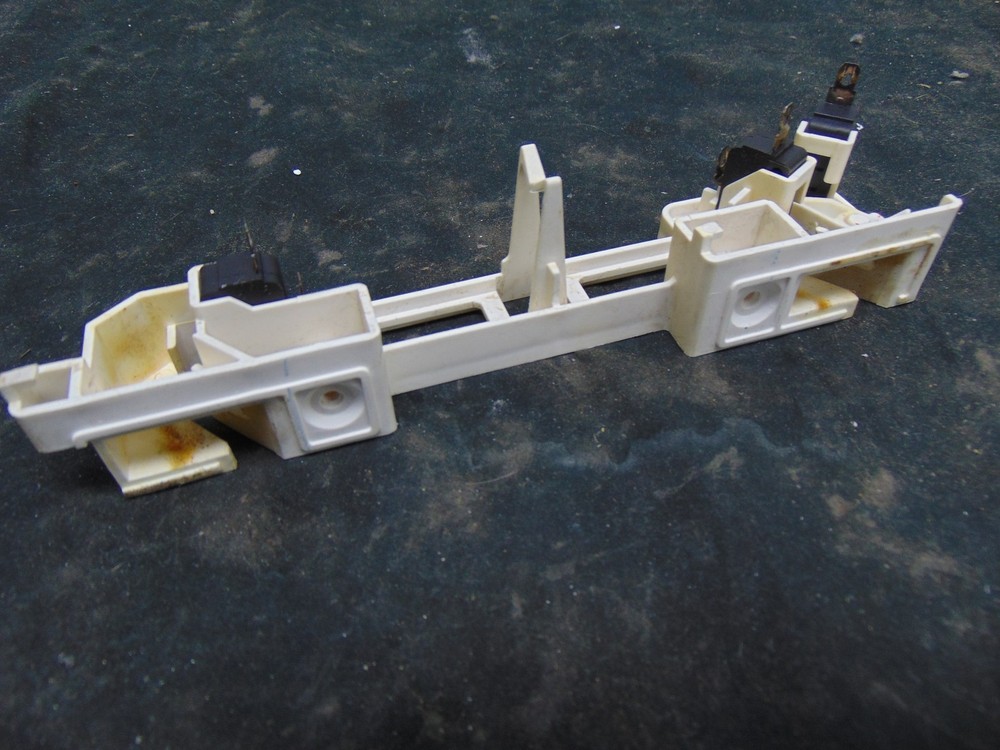 GE Microwave JVM1650WH02 Micro Switch Set