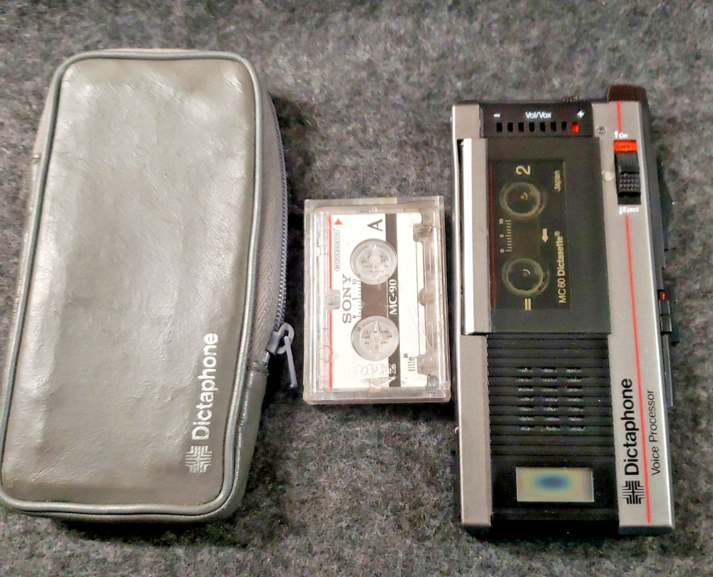 Dictaphone 3253 Voice Processor Micro Tape Recorder w/ Case - Powers On (C13B5)