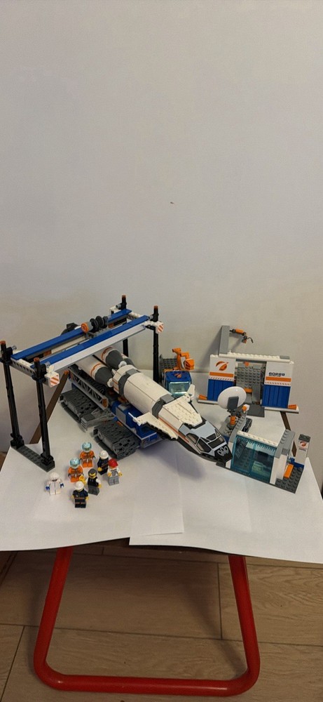 LEGO CITY: Rocket Assembly & Transport (60229) 99%+ Complete