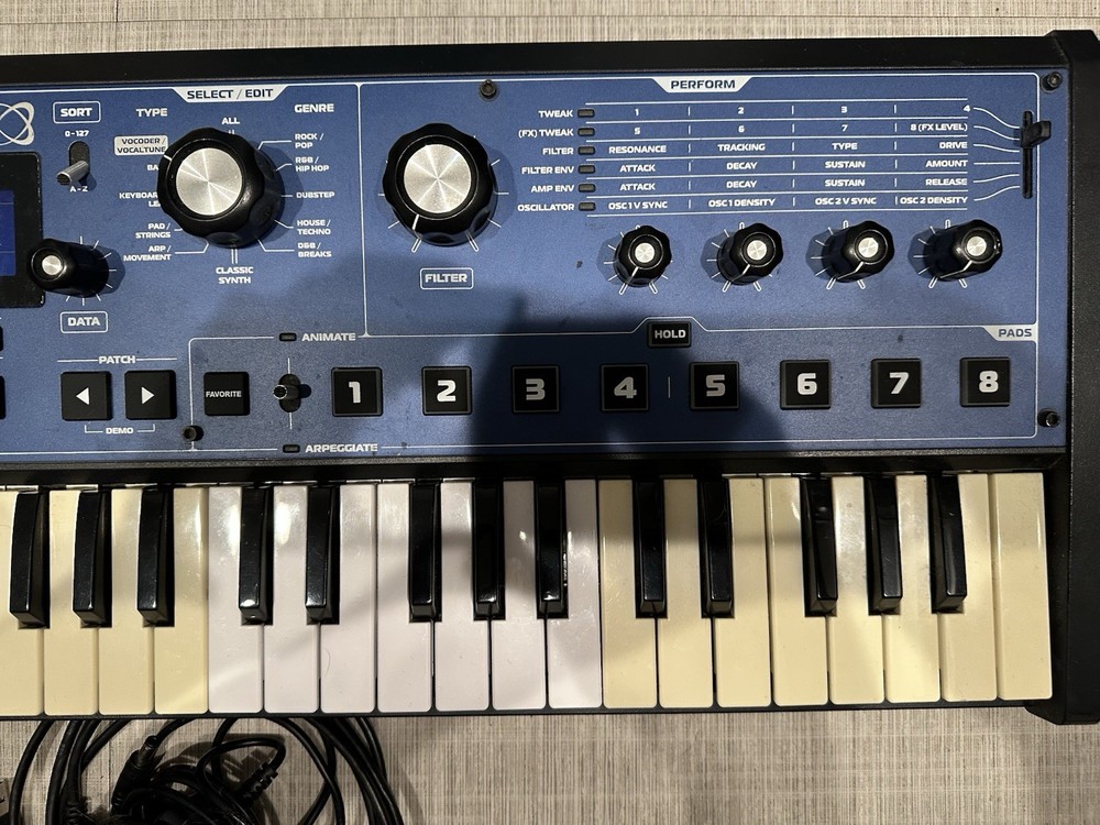 Novation MiniNova 37-Key Synthesizer Vocoder