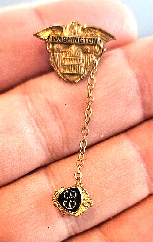 Vintage Washington 39 Pinback Cufflink