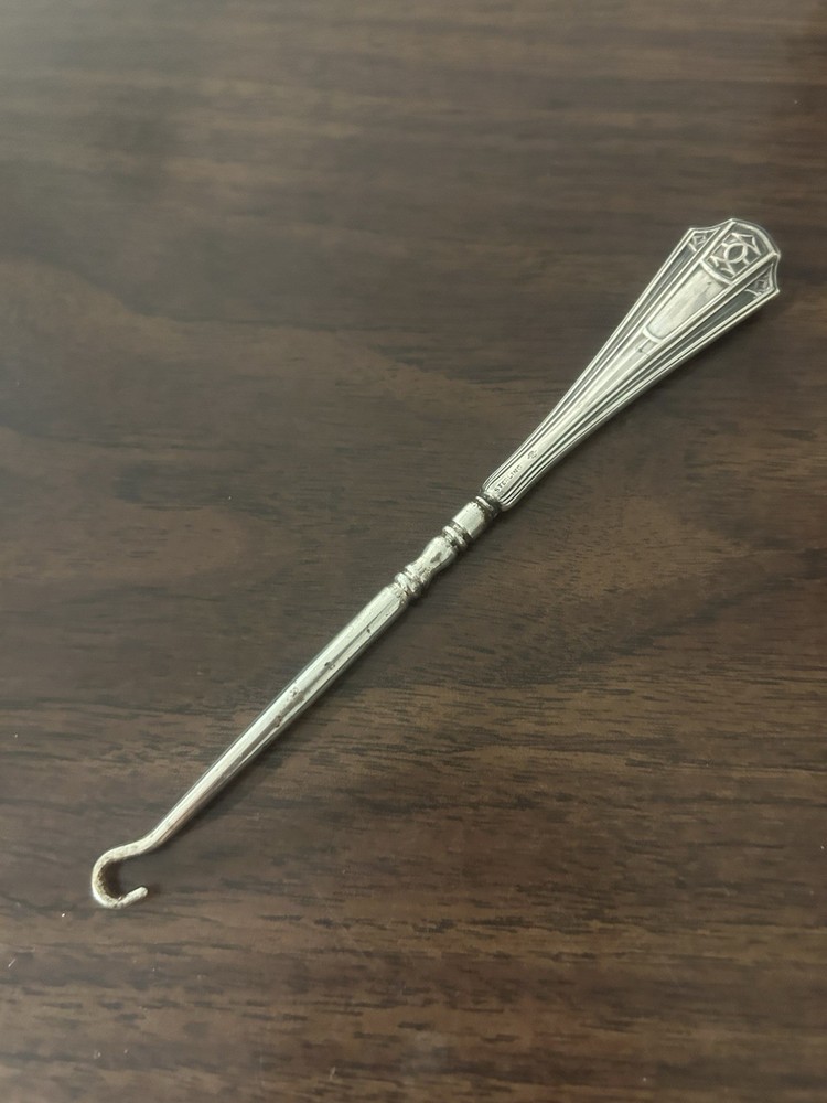 Antique Sterling Silver Geometric Handle 6.5 Inch Button Hook