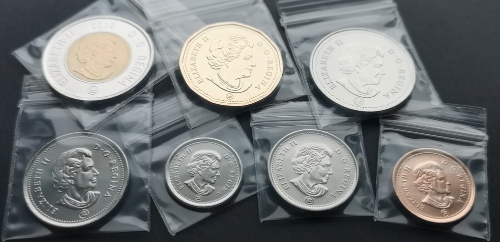 ***CANADA 2010 UNCIRCULATED COINS SET ***