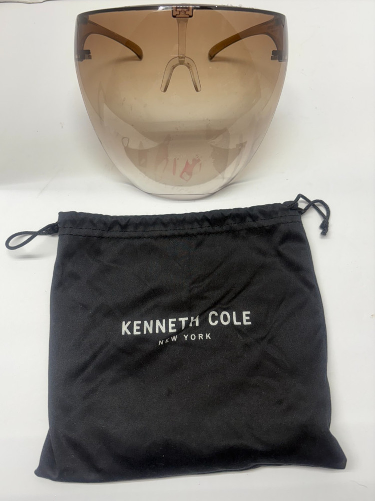 Kenneth Cole New York Face Eye Shield with Case
