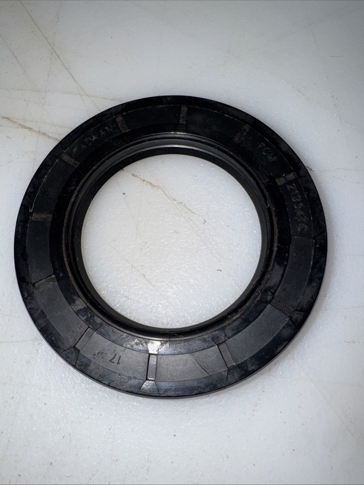 TCM Grease Seal 21334 Tc