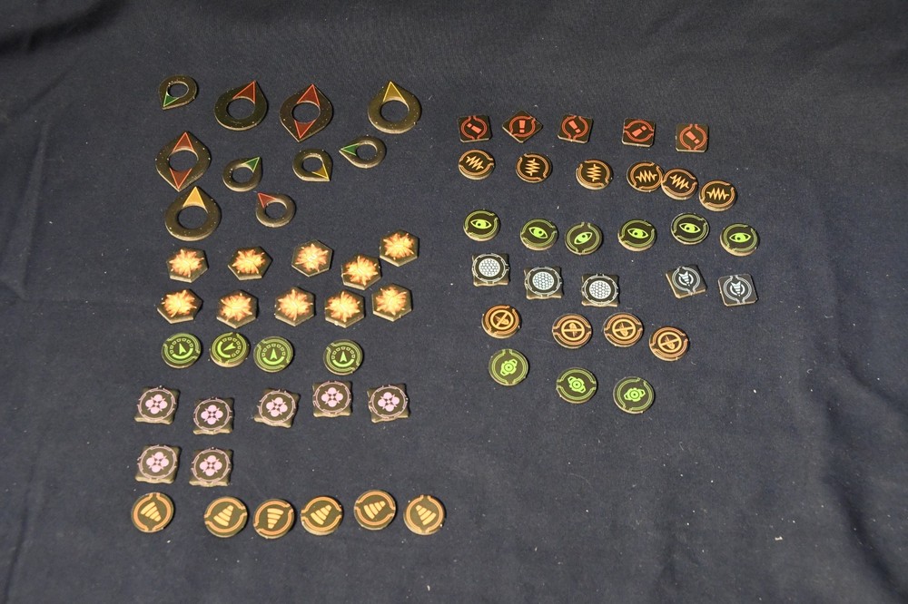 Star Wars X-Wing token lot