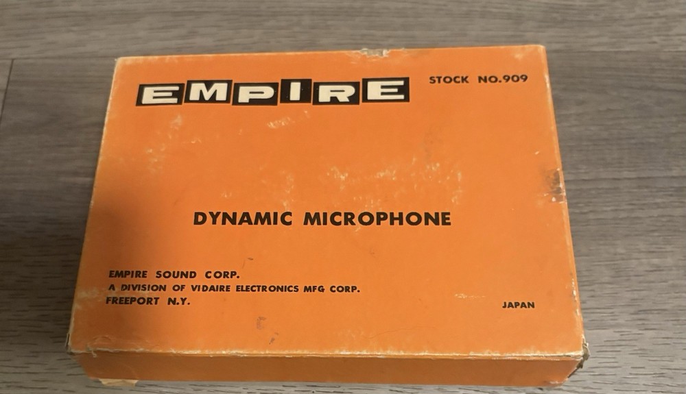 Vintage EMPIRE 909 Dynamic Microphone With Box