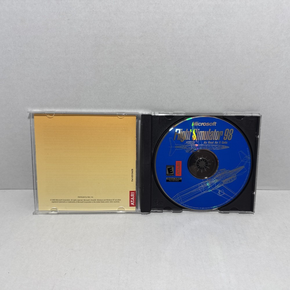 Microsoft Flight Simulator 98 Game Complete PC CD ROM