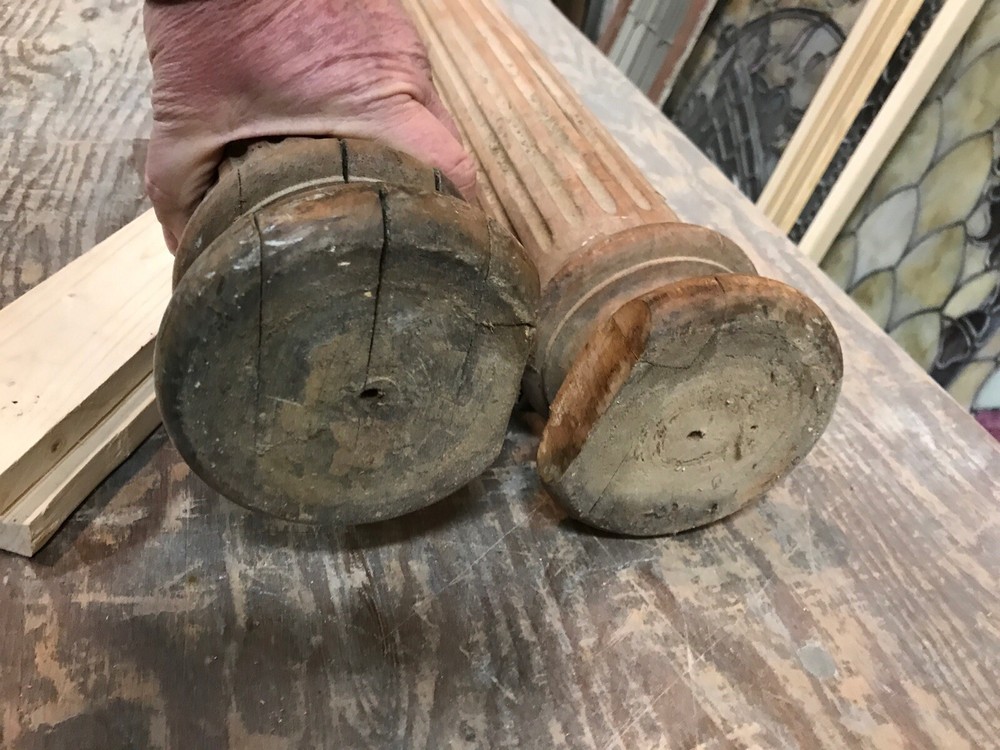 An Pair Antique fluted Oak Columns 50 x 3 x 5