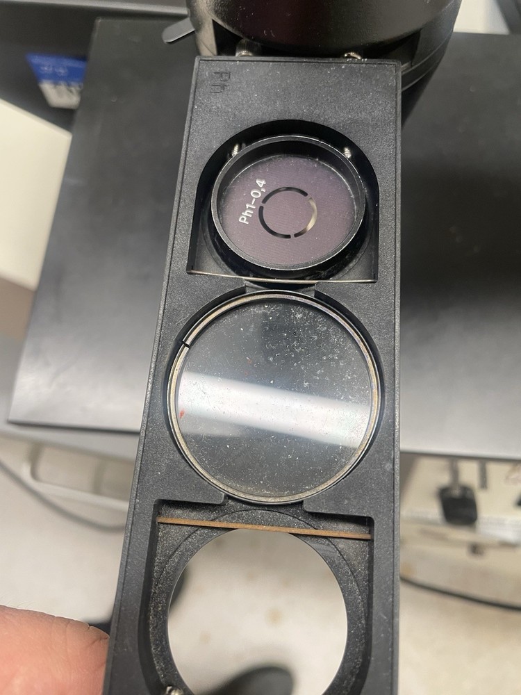 CARL ZEISS AXIOVERT 25 INVERTED PHASE CONTRAST MICROSCOPE with 4 objectives