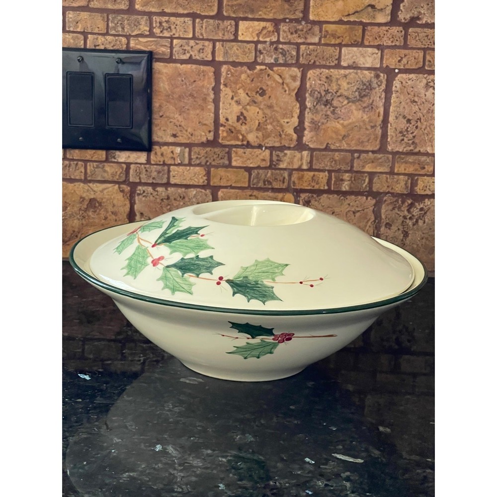 Huge Holiday Serving Bowl With Lid