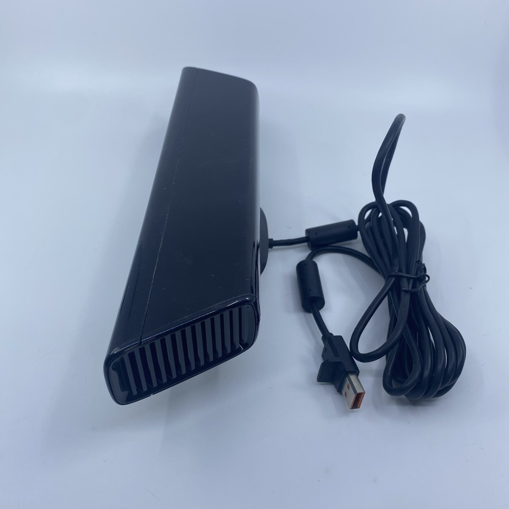 Microsoft Xbox 360 Kinect Sensor In Box w/ 6 Games Bundle