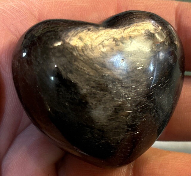 Hypersthene Heart 1.75”