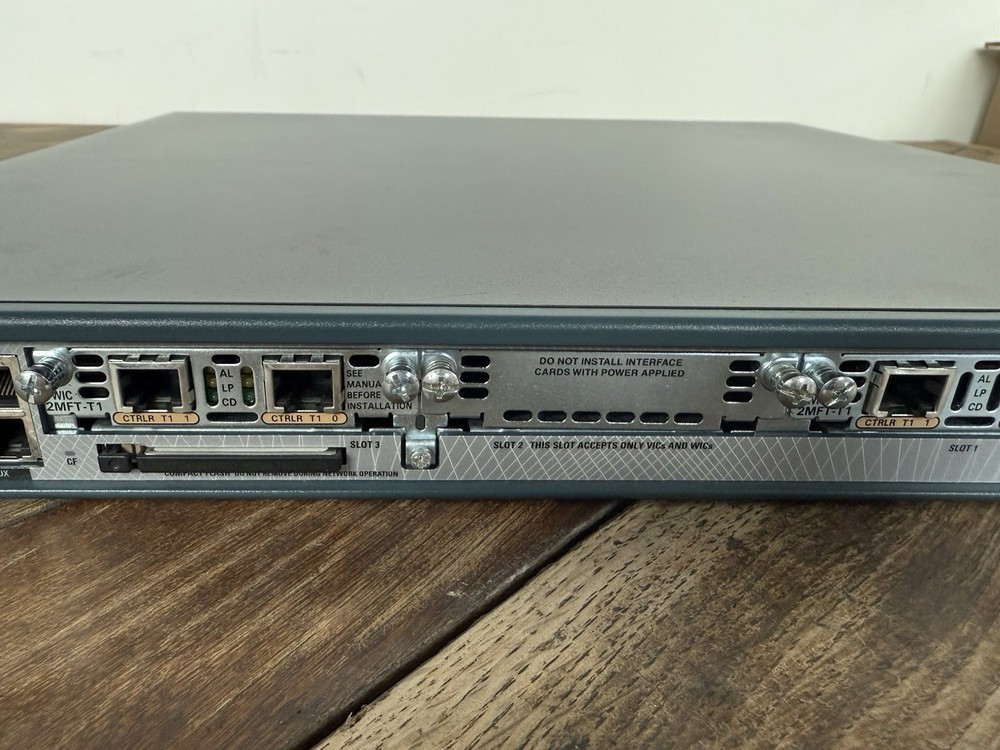 Cisco 2801 Router (CISCO2801)