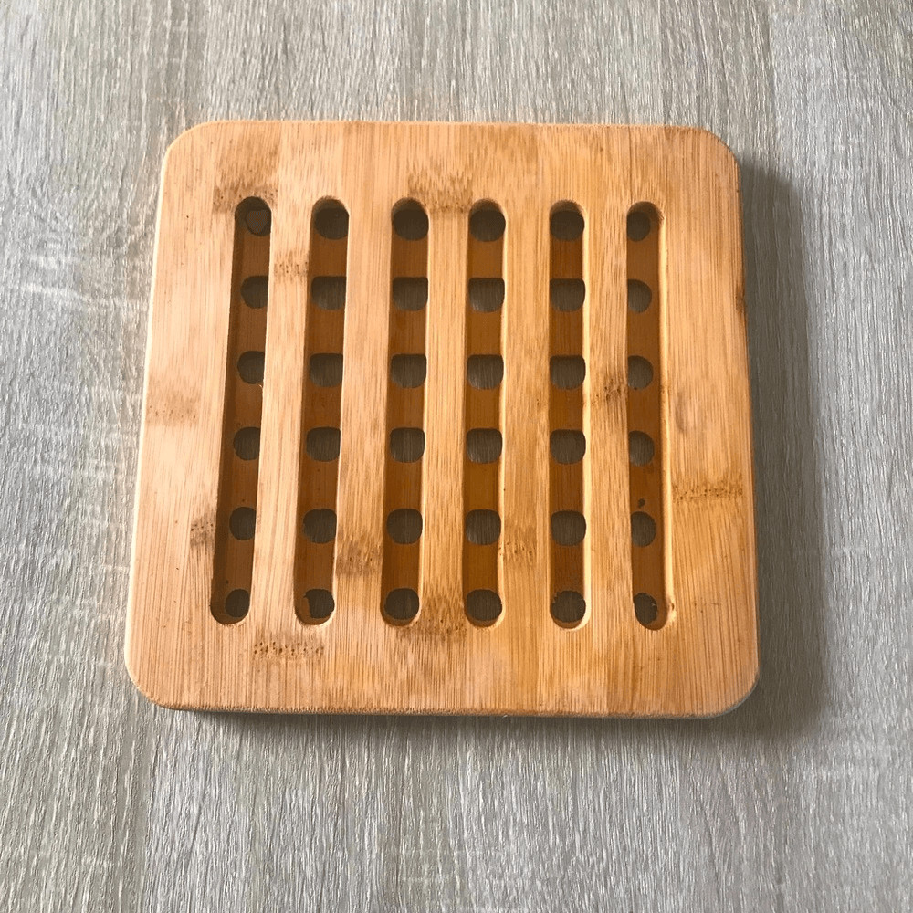 NWOT  Square Bamboo Pot Holder