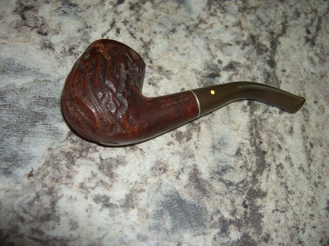 Willard Imported Briar Estate Pipe yellow dot used