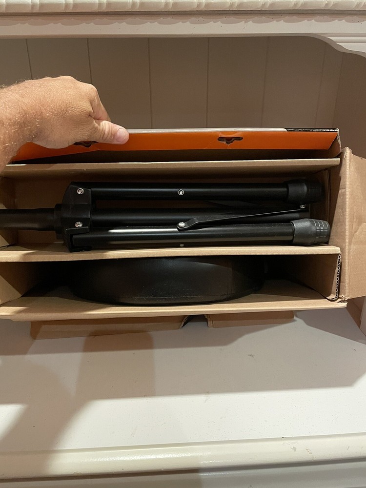 Verge Drum Throne Padded Chair.