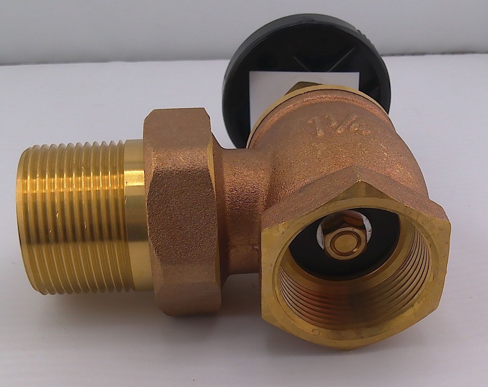 1 1/4” Angle Steam Radiator Valve Threaded Connection shutoff