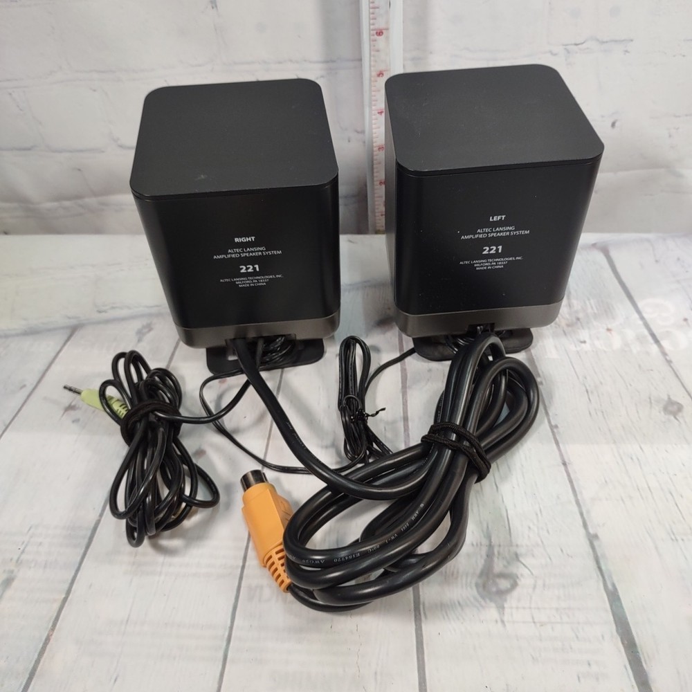 Altec Lansing 221 2.1 Computer Speaker System Subwoofer Satellites Multimedia PC