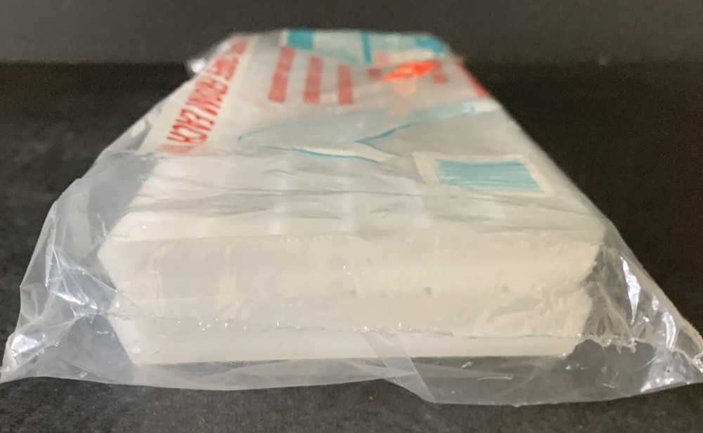Frigid Midget Plastic Ice 2 Cube Tray Makes 90 Mini Cubes NOS Unopened Vintage