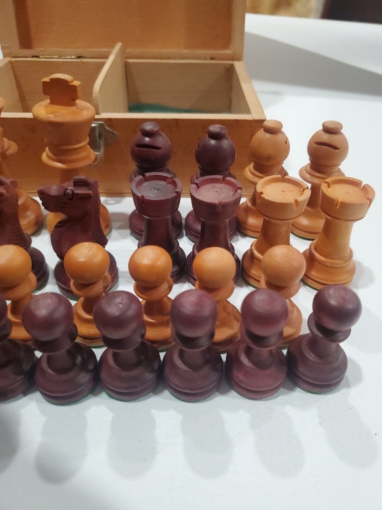 Vtg Chessmen Boxwood , Handcrafted . Unknown Maker.