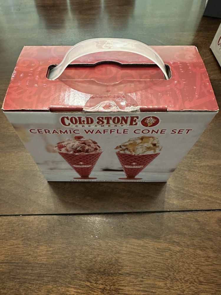 Cold Stone Creamery Waffle Bowl Maker+2 Cone Sets & 2 Bowl Sets.