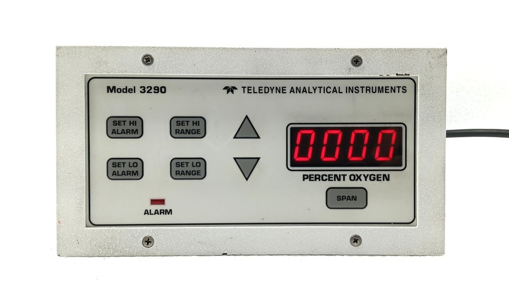 TELEDYNE ANALYTICAL MODEL 3290 PERCENT OXYGEN ANALYZER C64643A WITH SENSOR UNIT