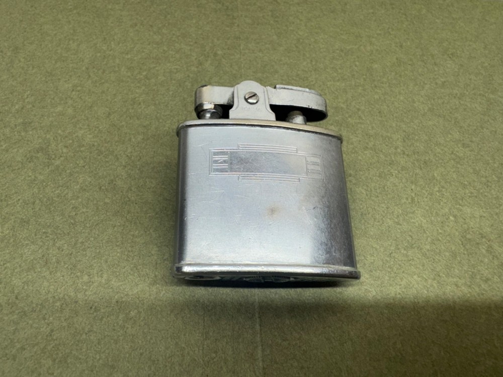 Vintage Ronson Standard Lighter