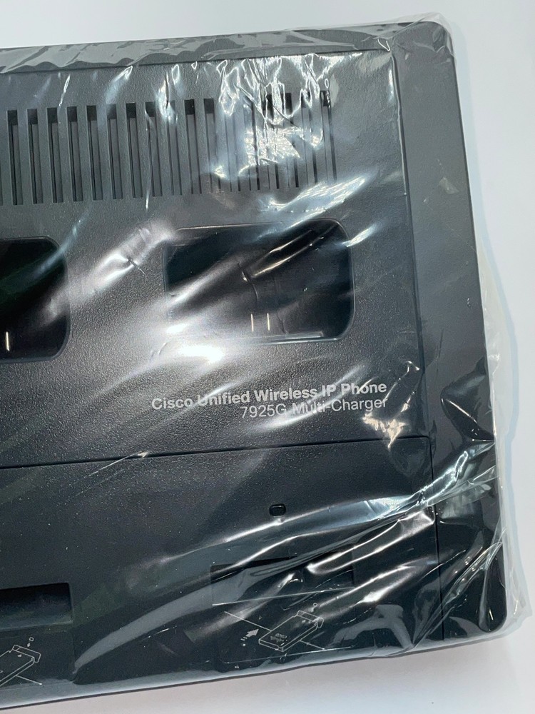 Cisco CP-MCHGR-7925G-BUN Multi-Charger. Open box.