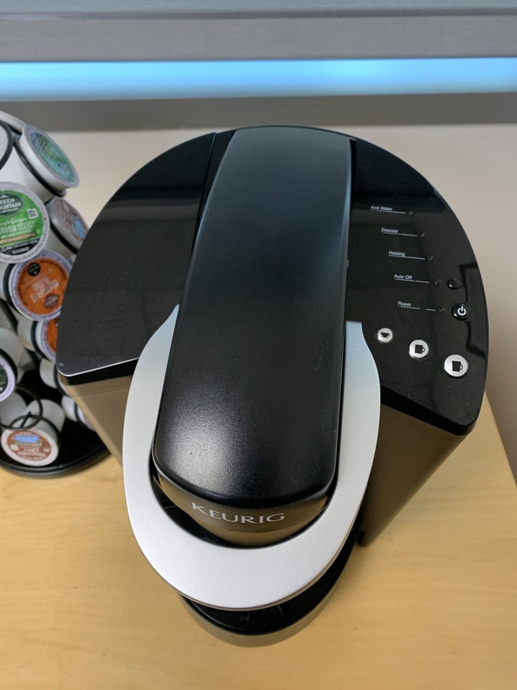 Open box Never used Keurig K40 Elite Brewing System.