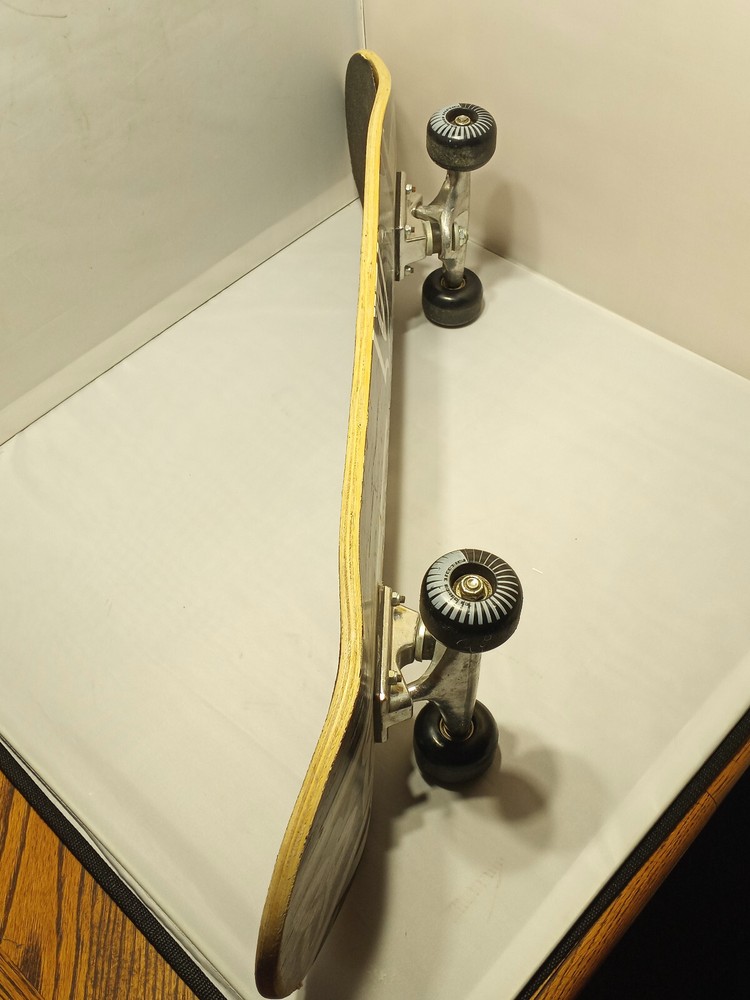 MONGOOSE CELTIC DESIGN SKATEBOARD 8” x 31”