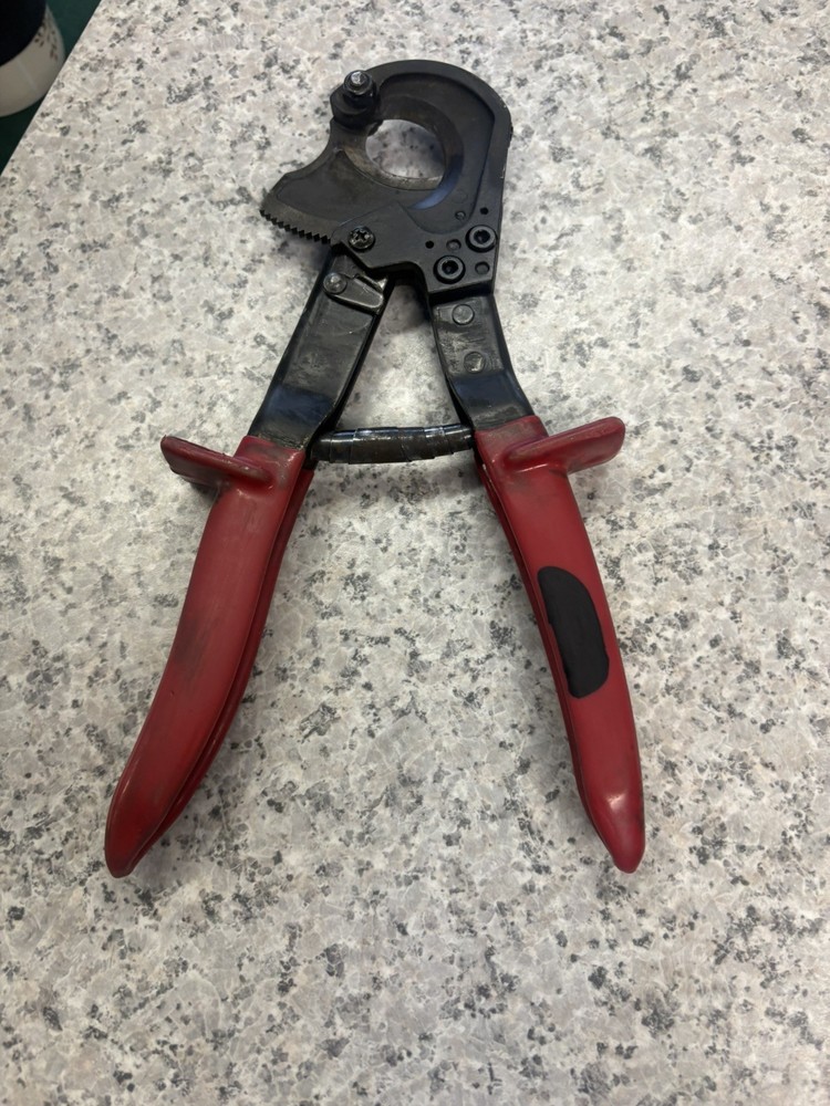 Klein Tools 63060 Ratcheting Cable Cutter Made in Germany