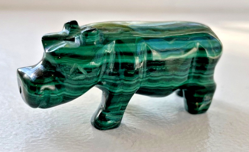 Malachite hippo carving mini