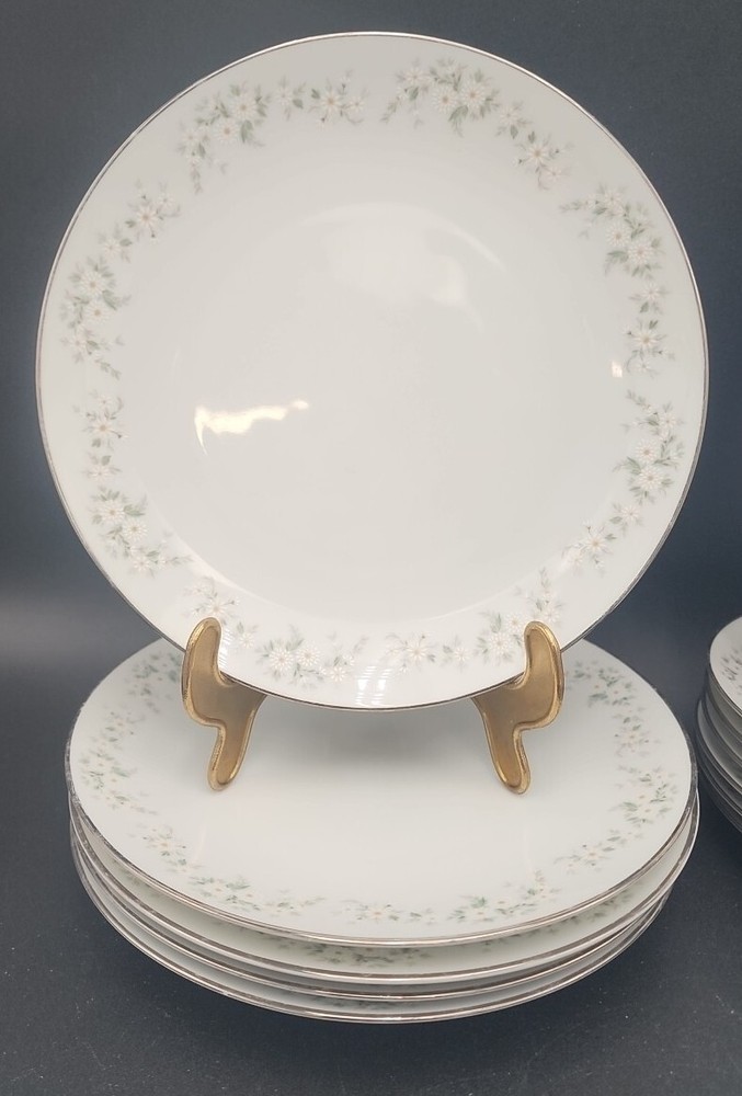 27 Pieces NORITAKE china "ANNABELLE" 6856 pattern "BEAUTIFUL"