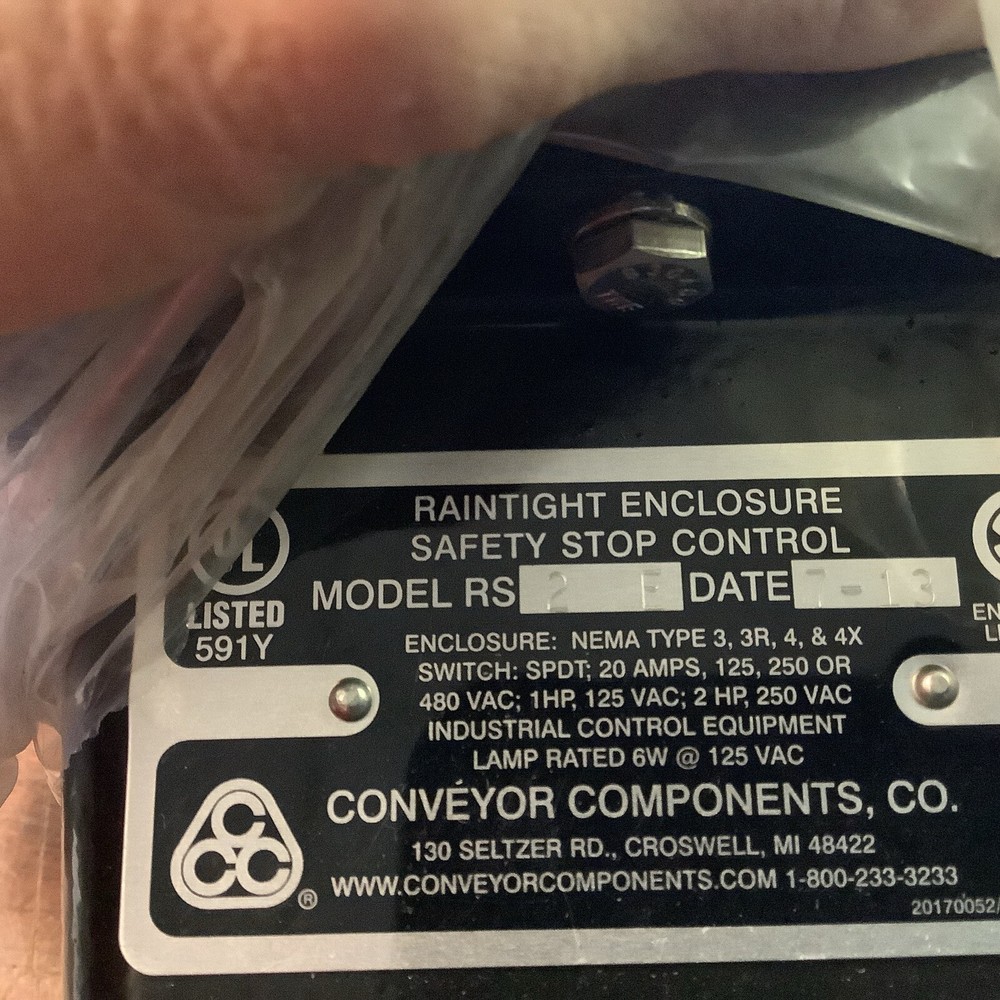 Conveyor Componets RS2E Raintight Enclosure Safety Stop Control Switch (new)