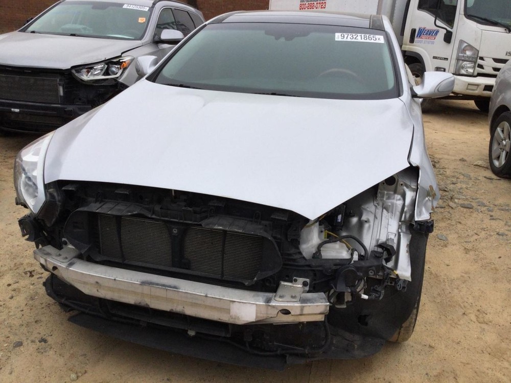 K900 2015 Glove Box 4937846