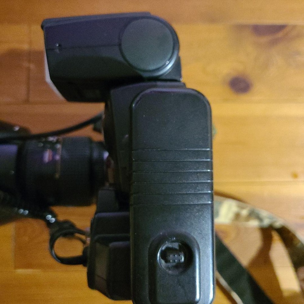 Nikon D100 Camera C025