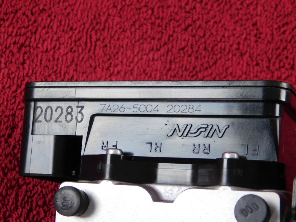 ABS Pump / Control Unit / Modulator *MINT! 05-12 TRIUMPH SPRINT ST1050 ST 1050