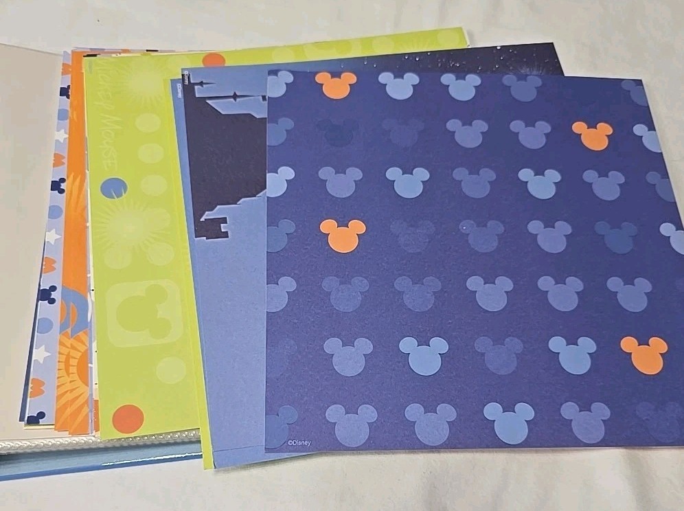 Disney Mickey Mouse And Minnie Mouse Scrapbook Castle
