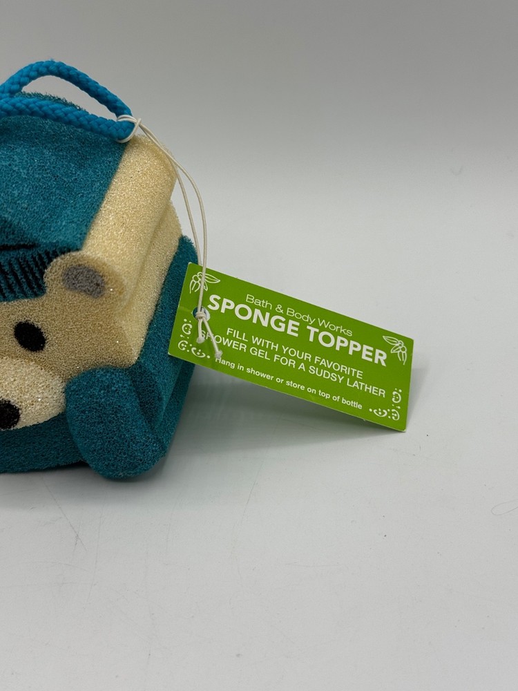 Bath & Body Works Polar Bear Sponge Topper *NWT